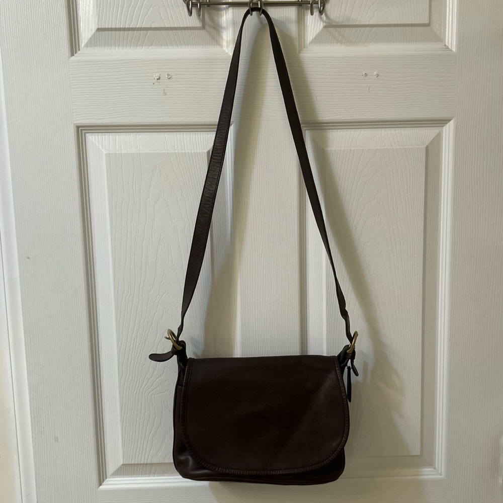Coach ,dark brown ,vintage (late 90’s) ,shoulder bag